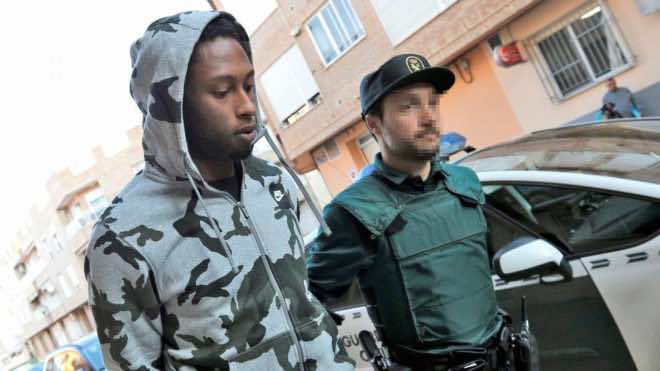 30 مليون سنتيم مقابل السراح المؤقت للاعب هدد شخصا بالقتل