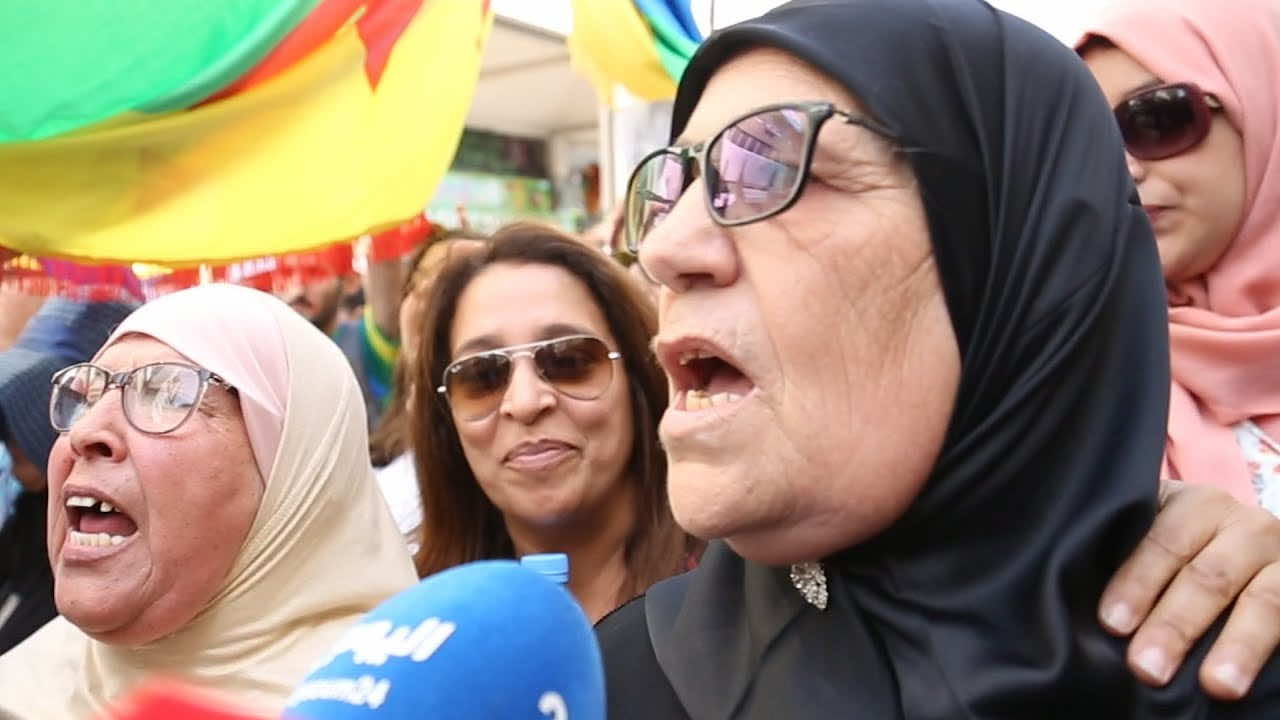 والدة الزفزافي من باريس: سأفعل ما يفعله ناصر وسأسير في المقدمة وناصر قال لي: "يوما سيأتون بك إلى عكاشة"