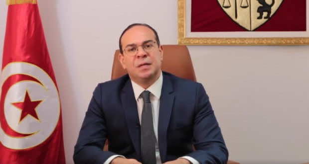 وزير تونسي يعلن تقديم استقالته من الحكومة بطريقة فريدة - فيديو