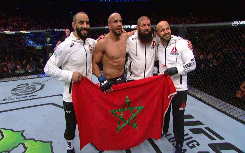 في أول نزال له بمنظمة UFC...أبو زعيتر يسقط خصمه "الوحش البرازيلي" ويشكر الملك- فيديو