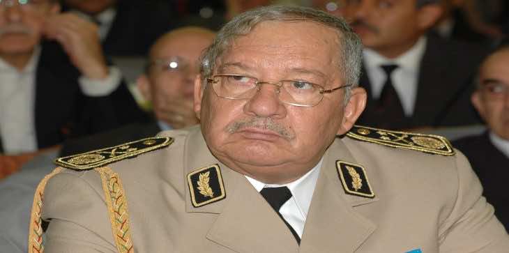 الجيش الجزائري يرفض إقحامه بالسياسة