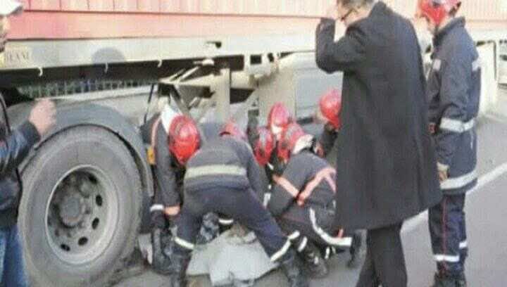 مكناس.. شاحنة تسحل شخصا وتهشم رأسه