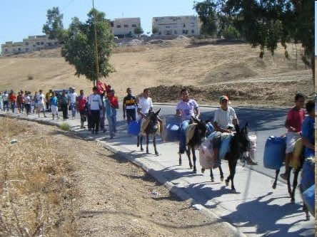 بعد مسيرة الحمير.. أزمة الماء تصل إلى القضاء في تاونات