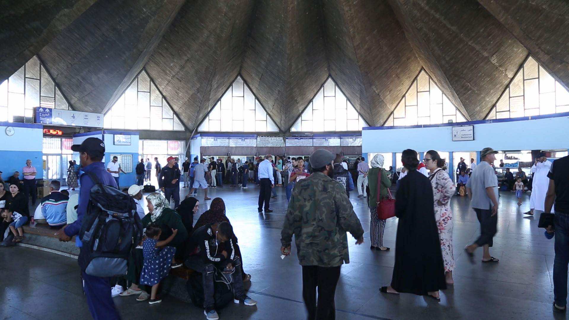 محطة "القامرة" قبل العيد.. مسافرون أقل من المعتاد وتذاكر مرتفعة ب50 % -فيديو-