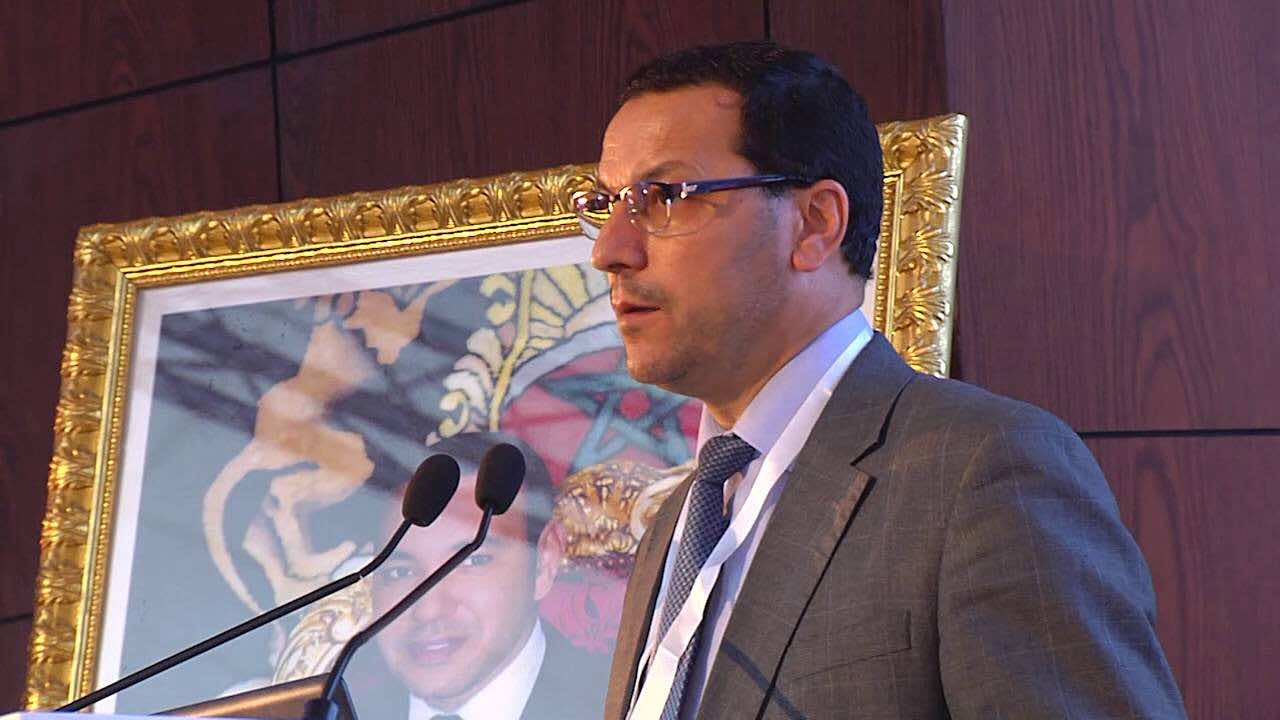 فضيحة.."الماستر" بـ4 ملايين بجامعة فاس..والصمدي يفتح تحقيقا-تسجيل