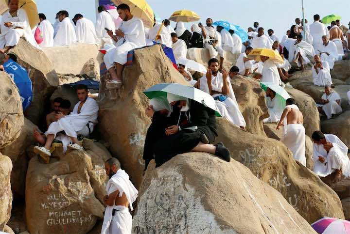 غضب "فوضى الحج" يصل إلى البرلمان ومطالب بتعويض الحجاج المتضررين