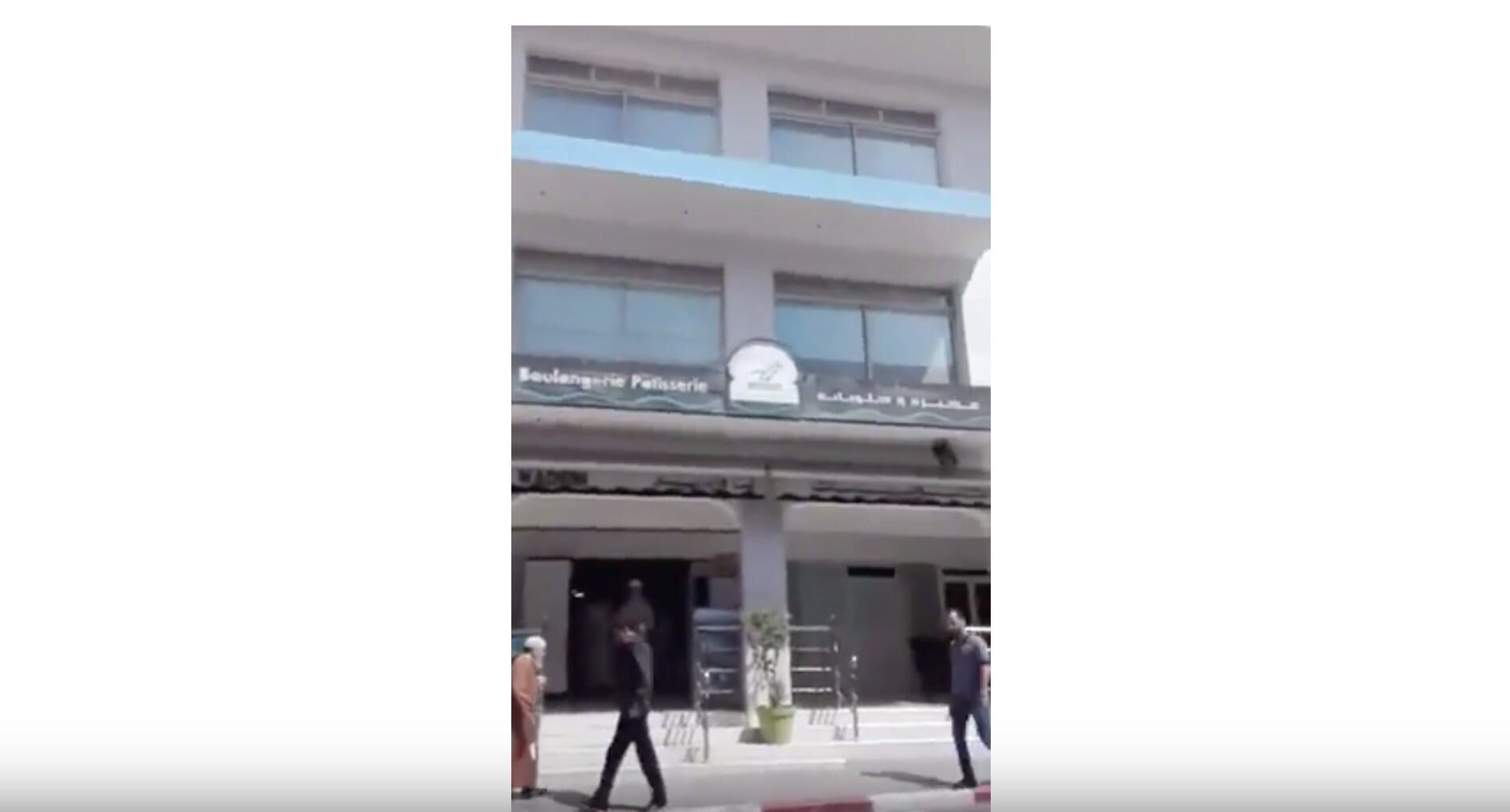مضاربات العيد...الخبز بـ3 دراهم ونصف للواحدة في أكادير! _فيديو