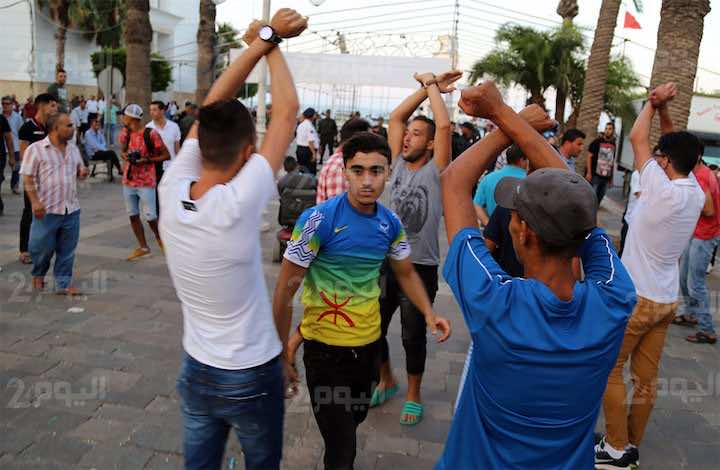 القضاء يتابع خمسة من نشطاء "الحراك" من بينهم مستفيد من العفو الملكي -وثيقة