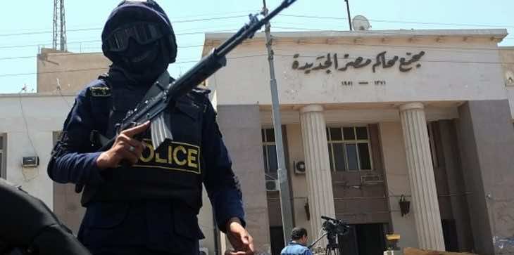 مصري يعذب شقيقته حتى الموت.. ووالده حاول تبرئته