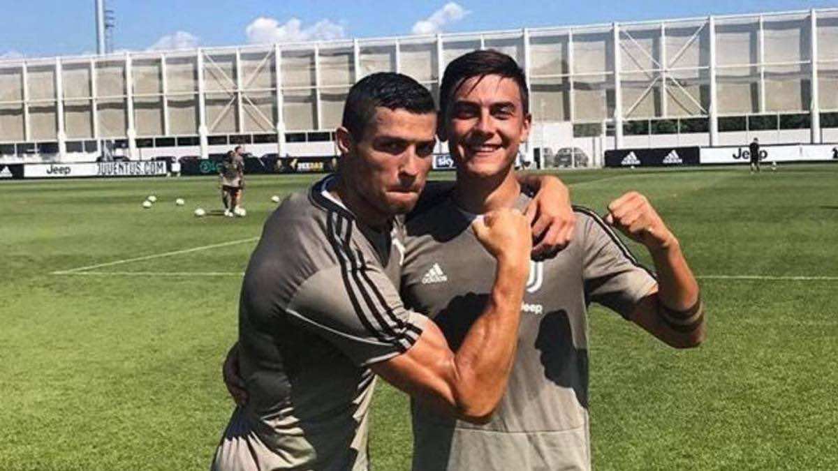 أسطورة إيطاليا يهاجم ديبالا بسبب رونالدو