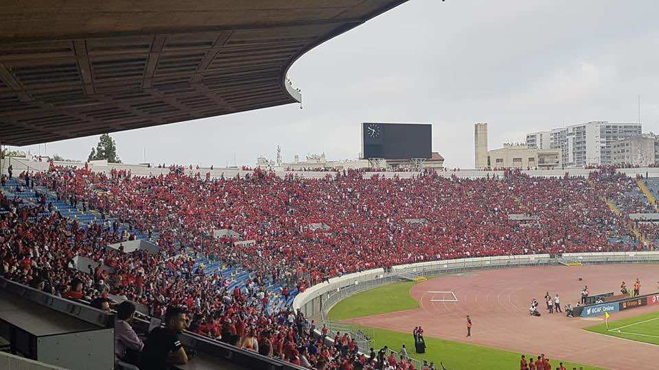 جماهير الوداد تستقبل الطاوسي بصافرات الإستهجان والحكام يُسحَرون بـ"فريميجة" - صور