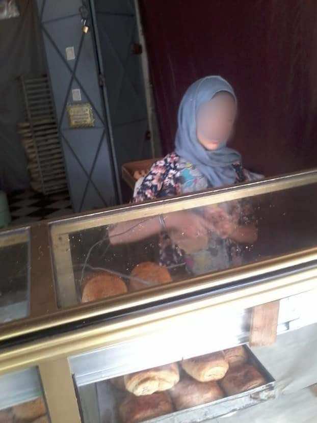 نداء فيسبوكي ينقذ مستقبل طفلة أرغمها والدها على مغادرة المدرسة للإشتغال بفرن بسلا