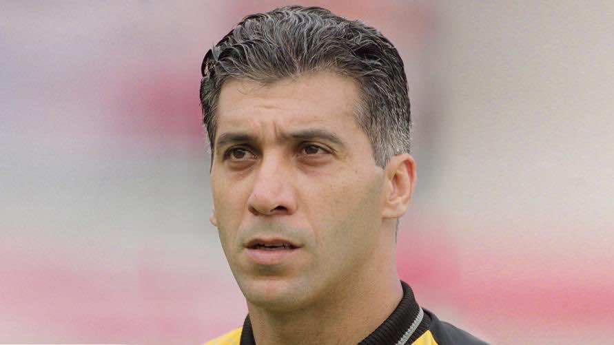 محكمة تأمر بسجن أسطورة حراسة مرمى المنتخب التونسي