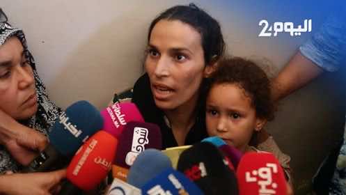 تفاصيل عودة الطفلة خديجة.. منقبة وضعتها في الخلاء والجيران يستقبلونها بالزغاريد -فيديو