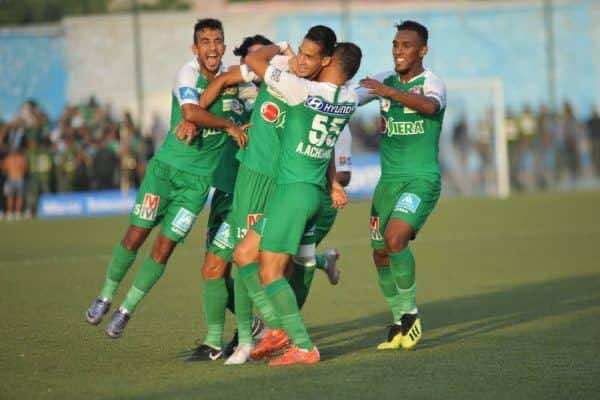 الرجاء يعبر إلى نصف نهائي كأس العرش بعد فوز صعب على واد زم