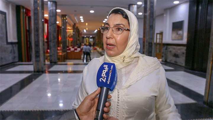 برلمانية تحكي لـ"اليوم 24" ما دار بينها وبين الملك.. قالت له: الحبيب ديالنا بغينا صورة معك