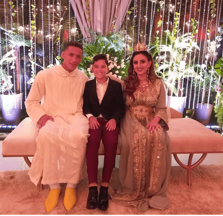 بالفيديو.. لاعب "الأسود" يدخل "القفص الذهبي" في حفل حضره نجوم ومشاهير