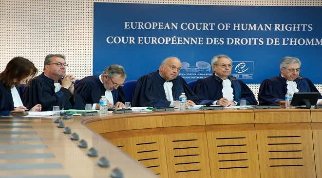 المحكمة الأوربية تصدر قرارا يعتبر إهانة النبي محمد (ص) لا يندرج ضمن حرية التعبير