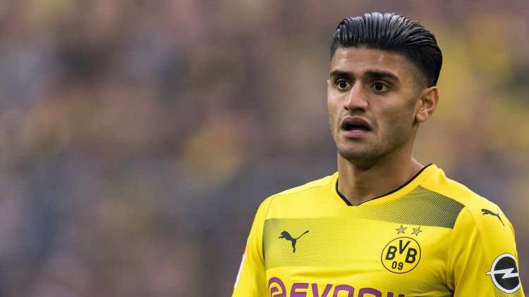 نجم دورتموند الألماني يرفض دعوة تمثيل منتخب سوريا