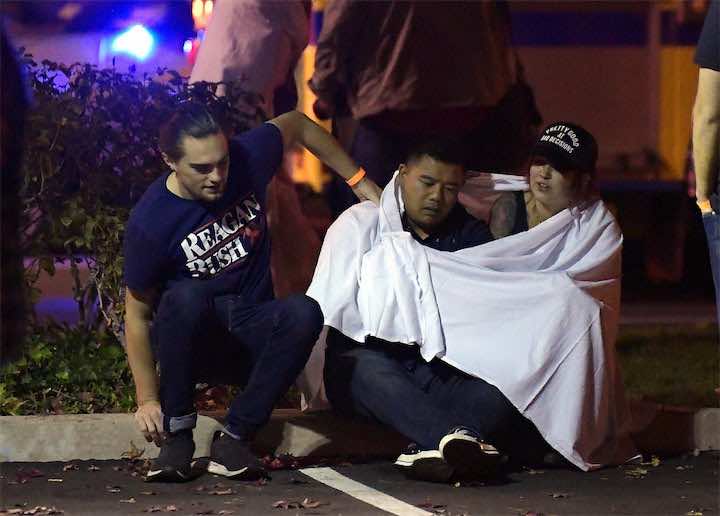مقتل 13 شخصا في إطلاق نار بحانة بكاليفورنيا .. وإصابة العشرات -صور