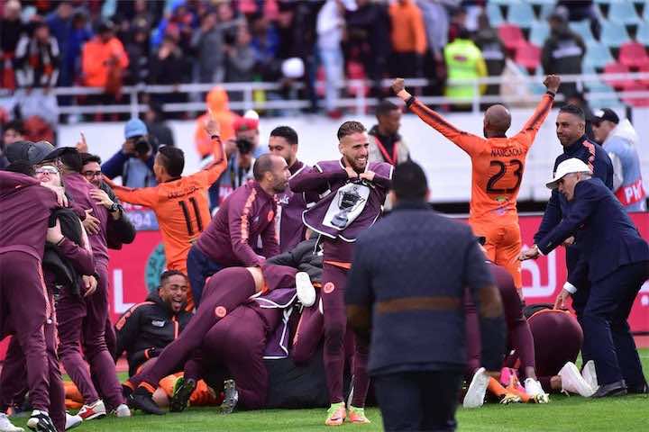 كأس"الكاف"..بركان يطيح بالرجاء ويواصل صدارة المجموعة
