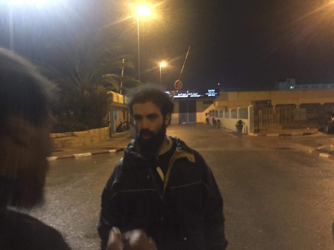 أول تصريح لفنان الشارع مهدي أشطاوي بعد خروجه من السجن