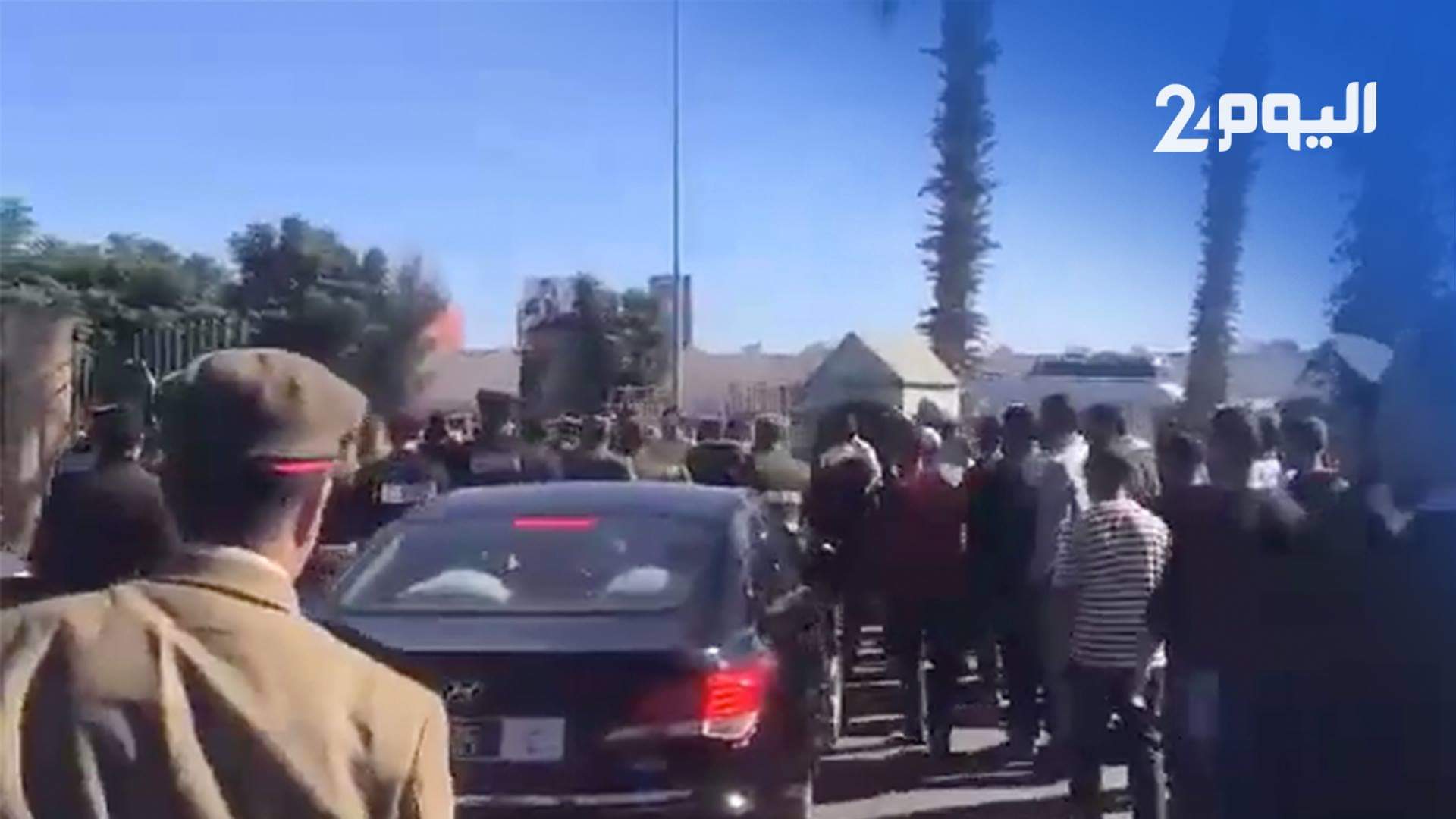 -الفراشة" يحاصرون رئيس جماعة إنزكان لأزيد من ساعة .. وإنزال أمني لتخليصه – فيديو"