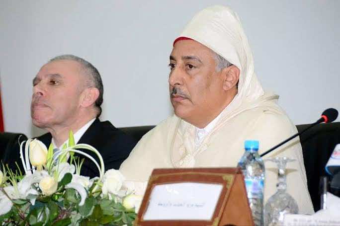 عامل مكناس يوقف رئيس جماعة ويحيل ملفه على القضاء