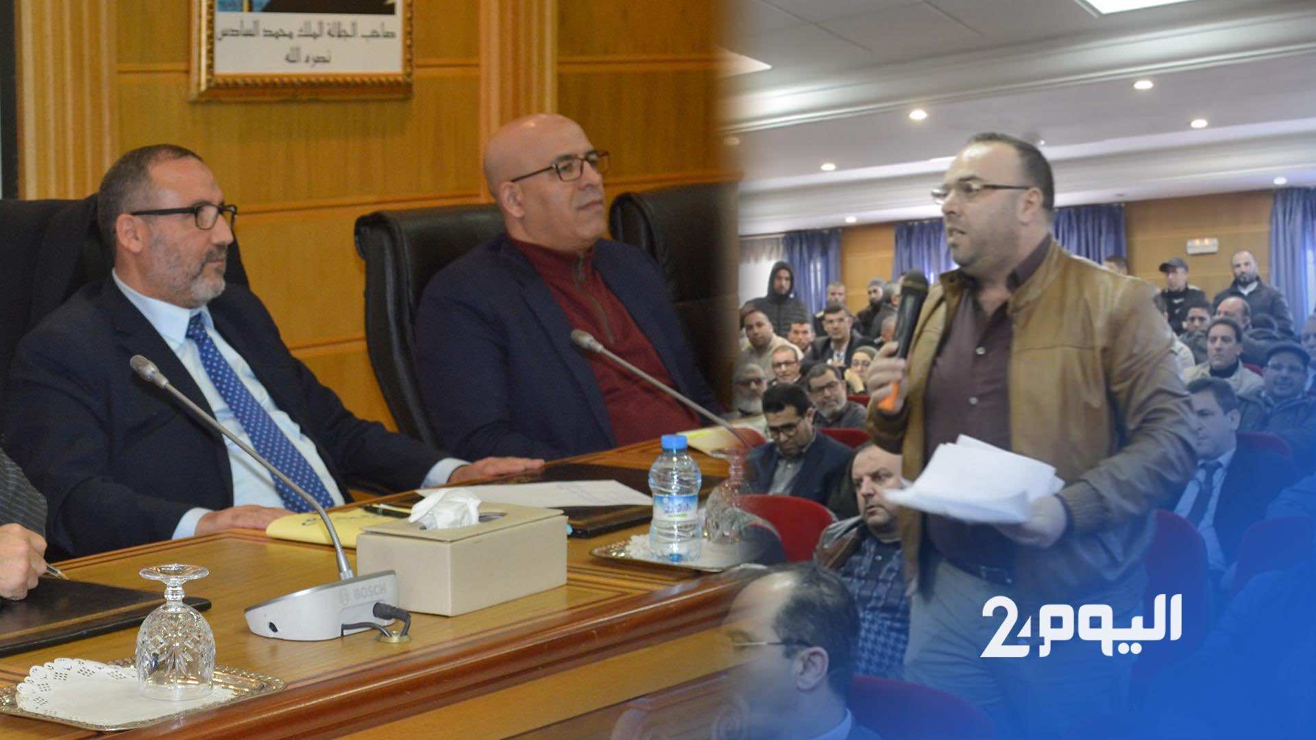 قيادي في البام يكسر الميكرفون ويصرخ في وجه العبدلاوي: "حنا ماشي فاسدين"! - فيديو