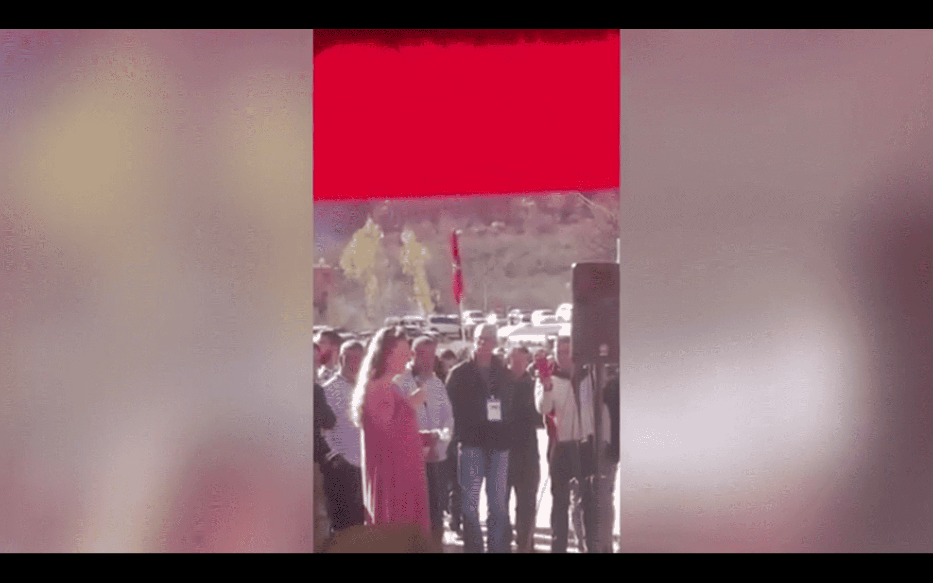 سكوتلندية مقيمة بإمليل: فخورة بالعيش هنا والجريمة لا تمثل المغاربة -فيديو-