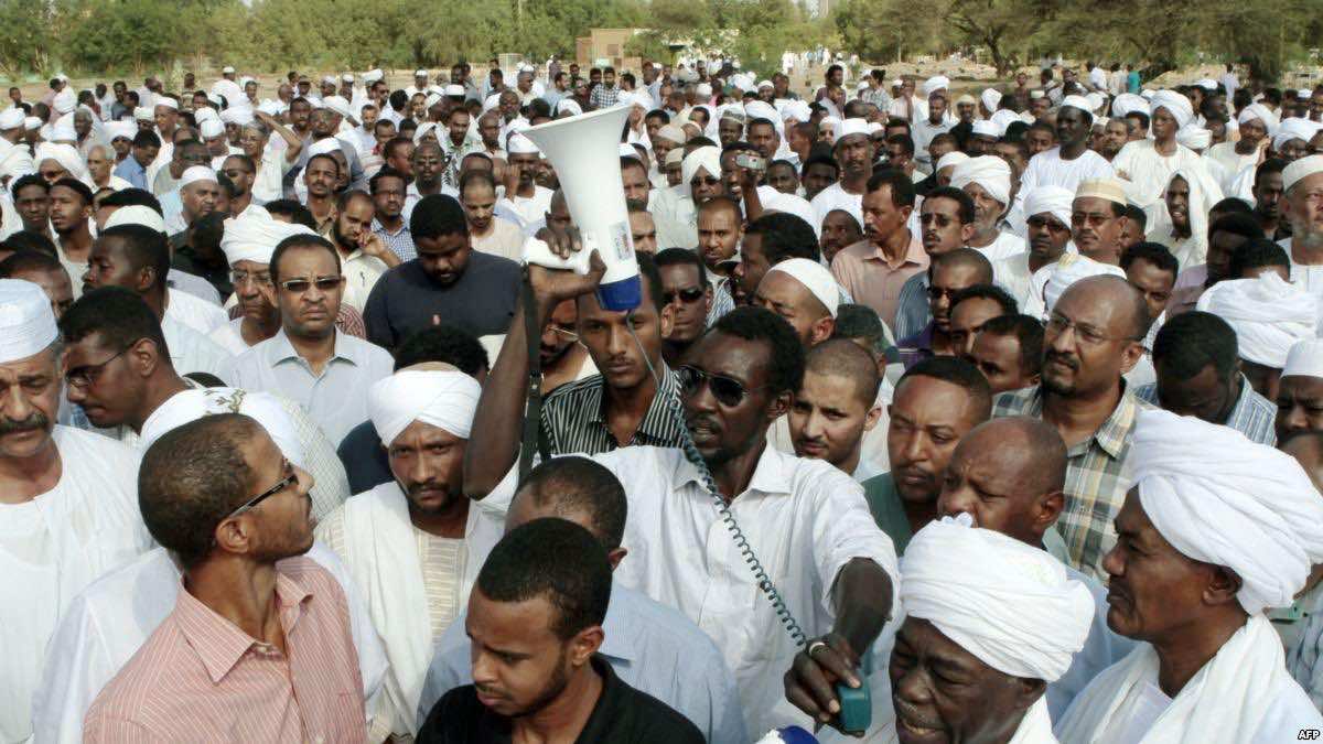 بعد الاحتجاجات الدامية.. قطر تتدخل لمساعدة السودان على تجاوز الأزمة