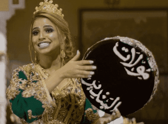 بعد شهرتها الواسعة في مواقع التواصل.. "مولات البندير" تطلق أول عمل فني