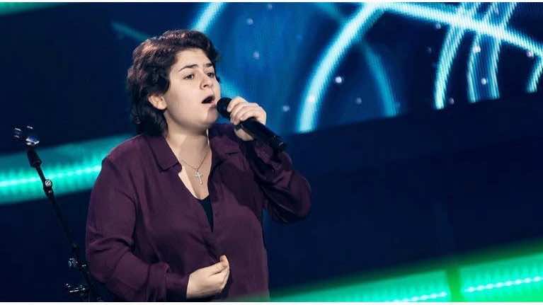 موهبة سورية تذهل الكل في "ذا فويس فنلندا" وأصالة معجبة بها-فيديو