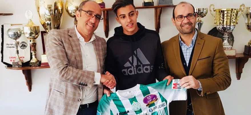 "الميركاتو الشتوي".. الرجاء يتعاقد رسميا مع الوردي