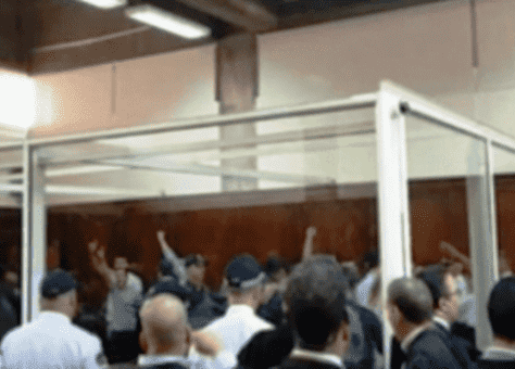 30 محاميا فرنسيا يعلنون تضامنهم مع معتقلي "حراك الريف"