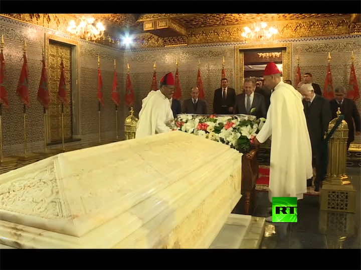 وزير الخارجية الروسي يبدأ زيارة المغرب من ضريح محمد الخامس- فيديو
