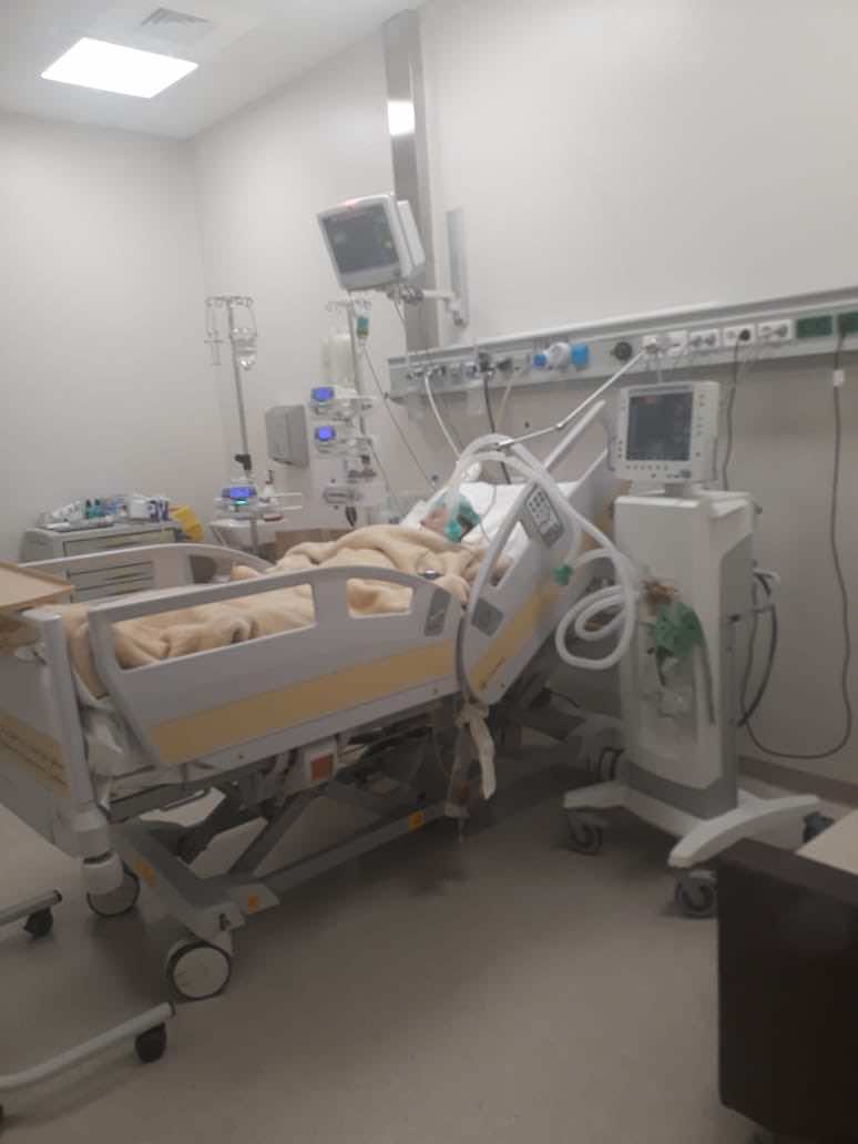 جثمان ضحية "انفلونزا الخنازير" يوارى الثرى في البيضاء.. والأطباء ينجحون في إخراج جنينها من رحمها حيا -صورة