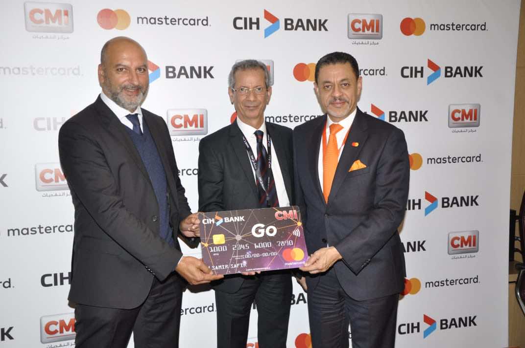 بنك CIH يطلق أول بطاقة دولية تحمل علامتي المركز المالي البنكي وماستر كارد للإستخدام داخل وخارج المغرب