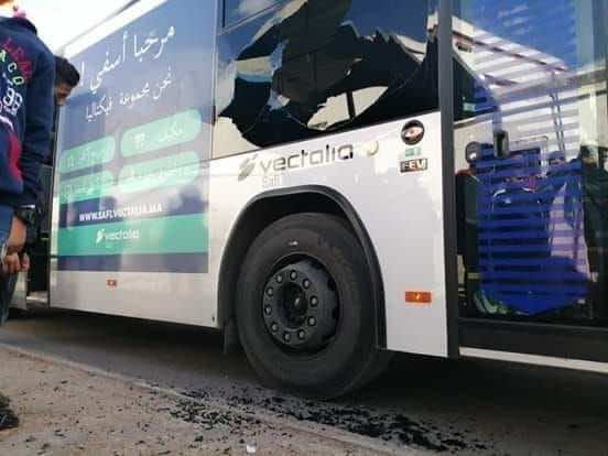 حافلات آسفي الجديدة تتعرض للتخريب والسجن والغرامة لأحد المتورطين -صور