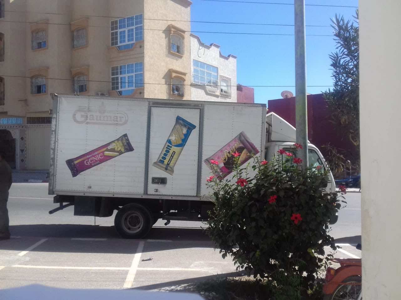 الحرب على "الميكا"..عملية ترصد لـ3ساعات تنتهي بتوقيف شاحنة محملة بطنين من البلاستيك في انزكان -صور