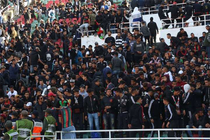 جماهير الجيش الملكي تصنع الحدث بـ"الكلاسيكو" وحضور محتشم للرجاويين-صور-