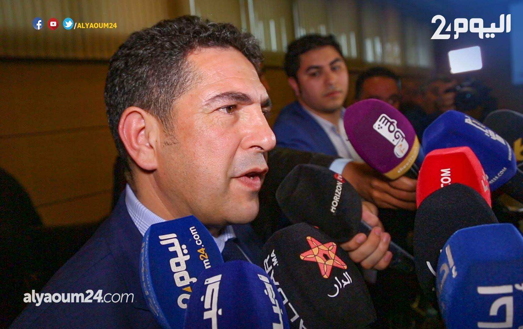 أمزازي: متمسكون بالتعاقد وندعو الأساتذة المضربين العودة إلى أقسامهم -فيديو-