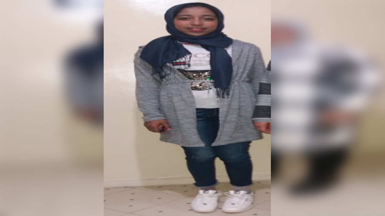 غادرت المنزل صوب المدرسة.. أم من طنجة تناشد ابنتها المختفية للرجوع إلى حضنها