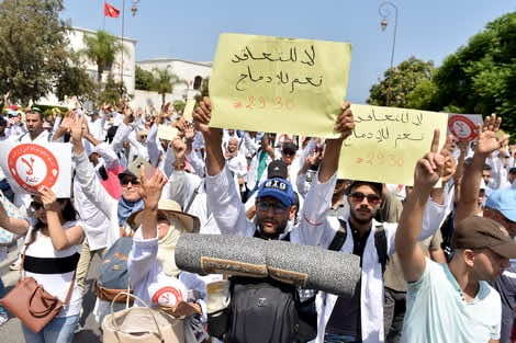 احتقان جديد للأساتذة.. إضراب وطني وتضامن مع المتعاقدين