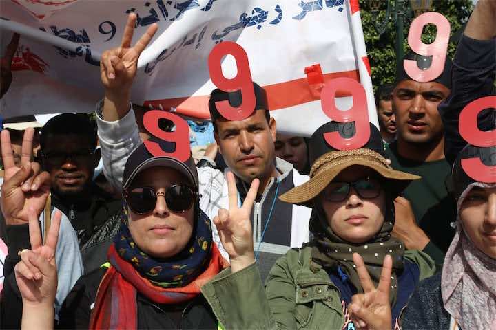 احتجاجات الأساتذة تصادف وفدا دوليا في البرلمان وتحرج المسؤولين المغاربة