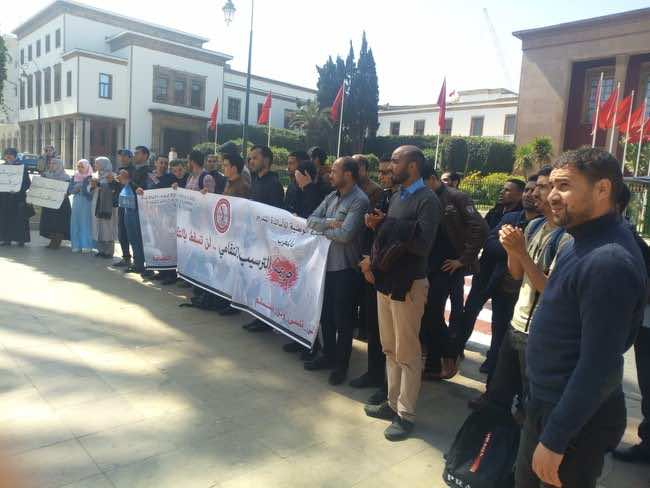 الأساتذة المرسبون من أمام البرلمان: ترسيبنا جريمة لن تسقط بالتقادم!