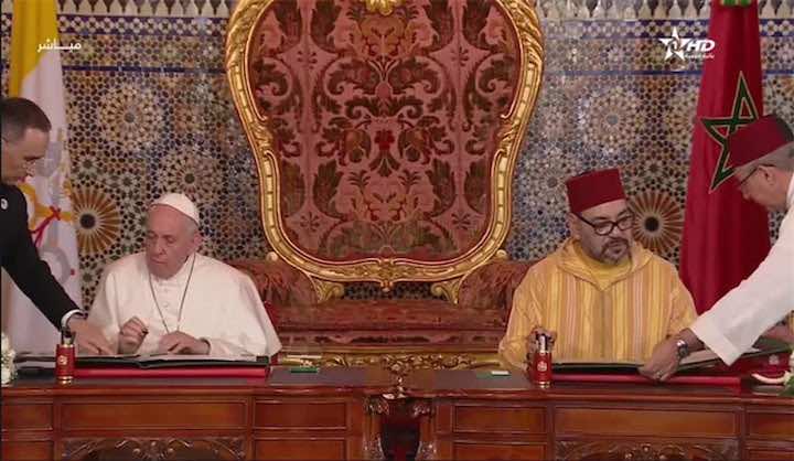 الملك والبابا يوقعان نداء القدس من أجل "التعايش السلمي وضمان أداء الشعائر" لكل الديانات السماوية