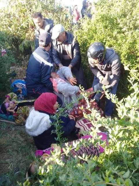 فاجعة.. 8 قتلى و30 جريحا في حادثة سير بين شاحنة وسيارة تقل عمالا فلاحيين