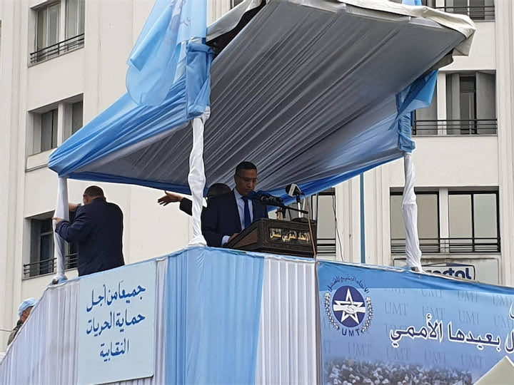 موخاريق يطالب بالإفراج الفوري عن معتقلي حراك الريف وجرادة.. ويعلن تضامنه مع المتعاقدين