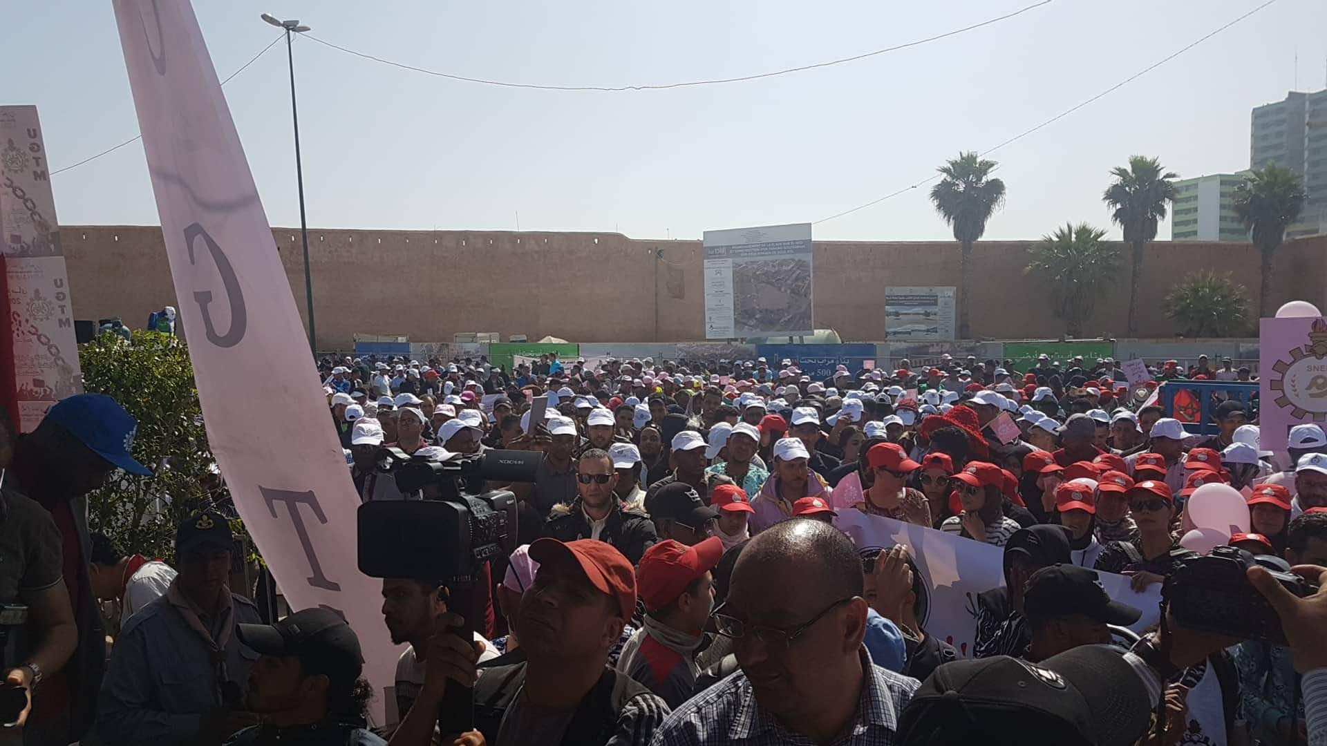 البرود يطبع احتفالات فاتح ماي بالرباط ونقابة الاستقلال الحاضر الأبرز -صور-